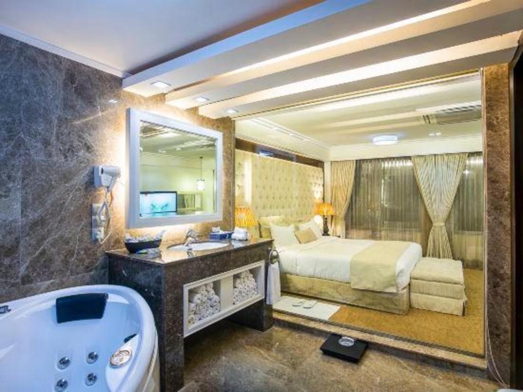 Hotel Agrabad Читтагонг Экстерьер фото